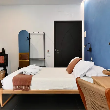 Taga Bed & Breakfast